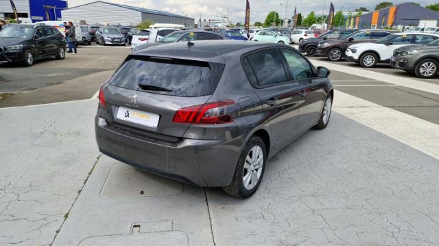 Peugeot 308 image 8