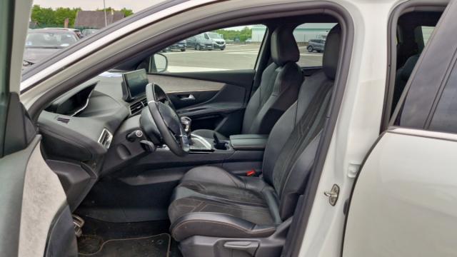 Peugeot 5008 image 3