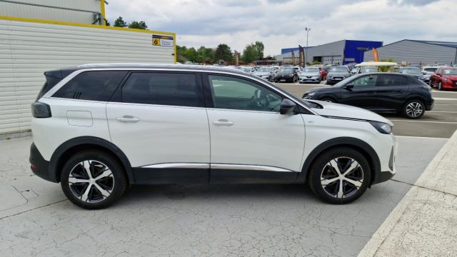 Peugeot 5008 image 9