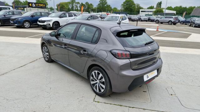 Peugeot 208 image 7