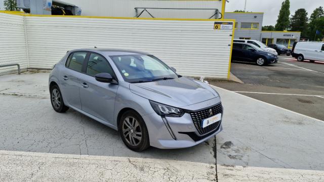 Peugeot 208 image 1