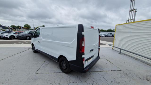 Renault Trafic image 2