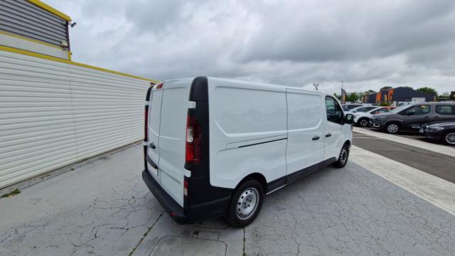 Renault Trafic image 9