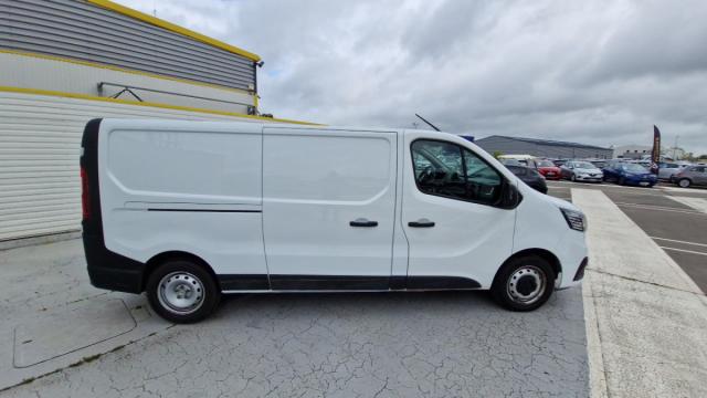 Renault Trafic image 7