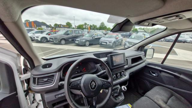 Renault Trafic image 3