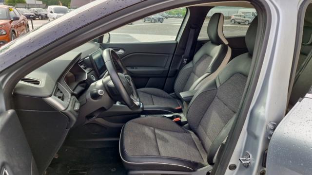 Renault Captur image 8