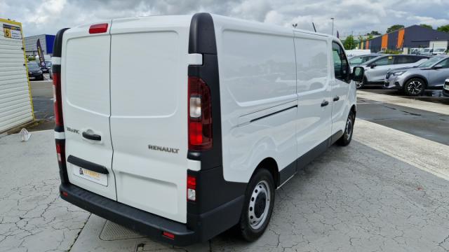 Renault Trafic image 4