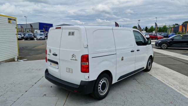 Citroen Jumpy image 2