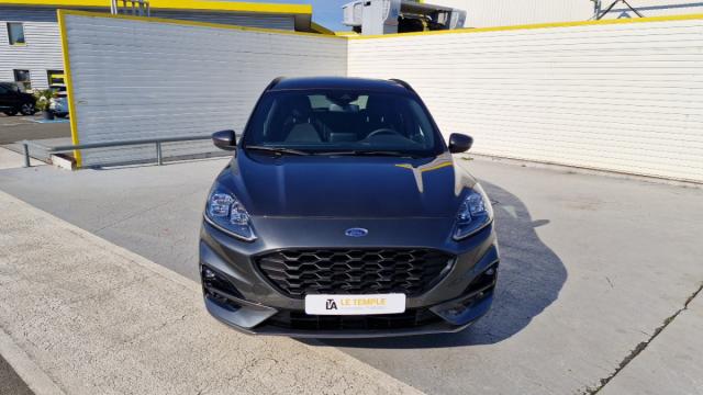 Ford Kuga image 6