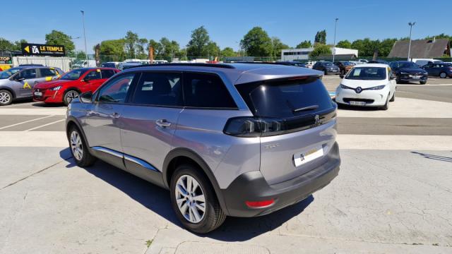 Peugeot 5008 image 8