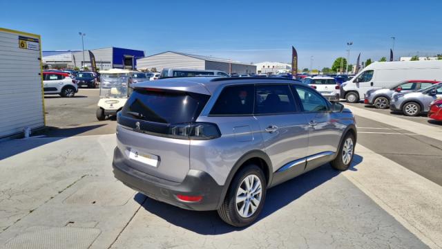 Peugeot 5008 image 3