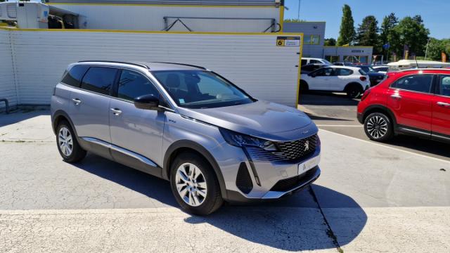 Peugeot 5008 image 6