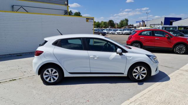 Renault Clio image 1