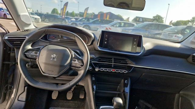 Peugeot 208 image 3