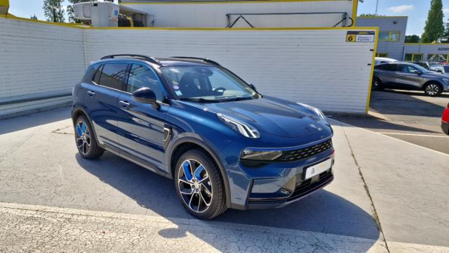 Lynk & Co 01 image 8
