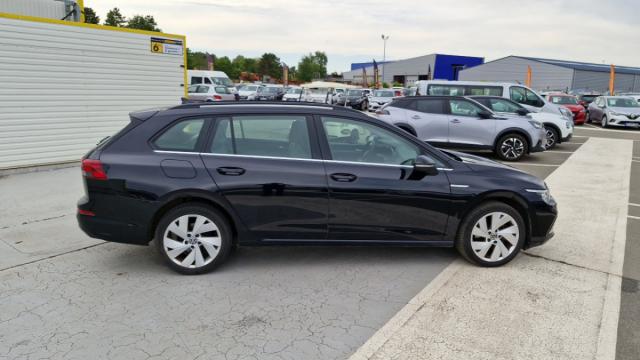 Volkswagen Golf Sw image 9