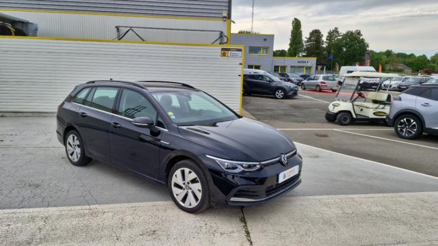 Volkswagen Golf Sw image 1
