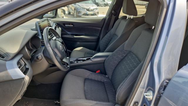Toyota C-Hr image 4