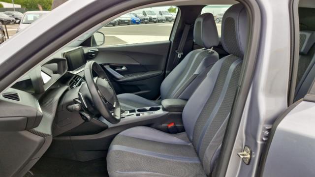 Peugeot 2008 image 9