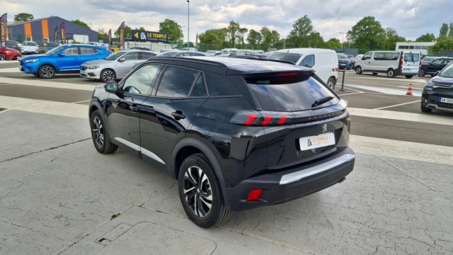 Peugeot 2008 image 2