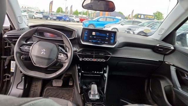 Peugeot 2008 image 1