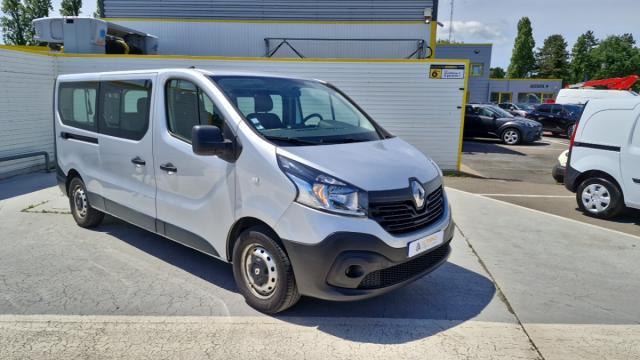 Renault Trafic image 2