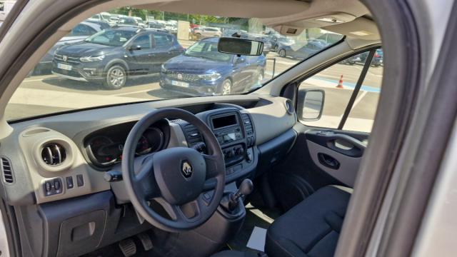 Renault Trafic image 1