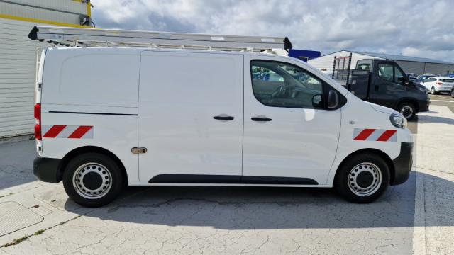 Peugeot Expert image 2