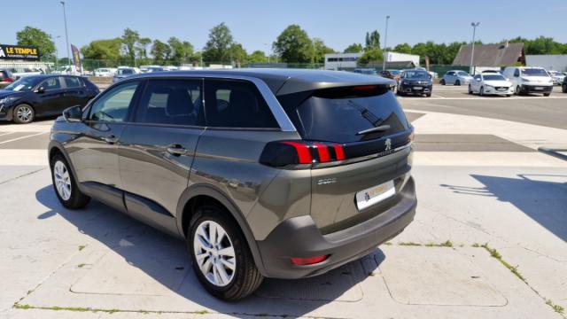 Peugeot 5008 image 1