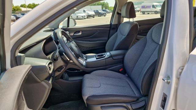 Hyundai Santa Fe image 3