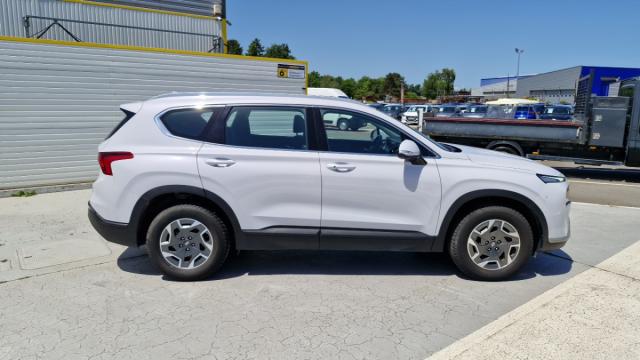 Hyundai Santa Fe image 8