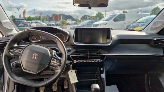 Peugeot 208 image 7