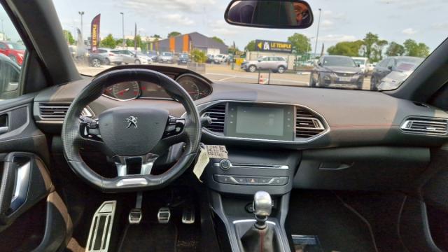 Peugeot 308 image 1