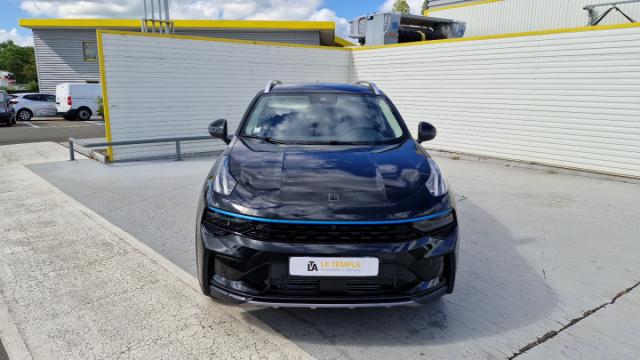 Lynk & Co 01 image 1