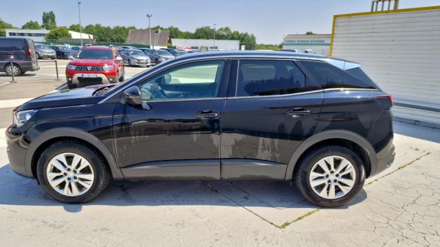 Peugeot 3008 image 2