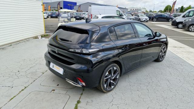 Peugeot 308 image 2