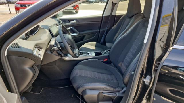 Peugeot 308 image 2