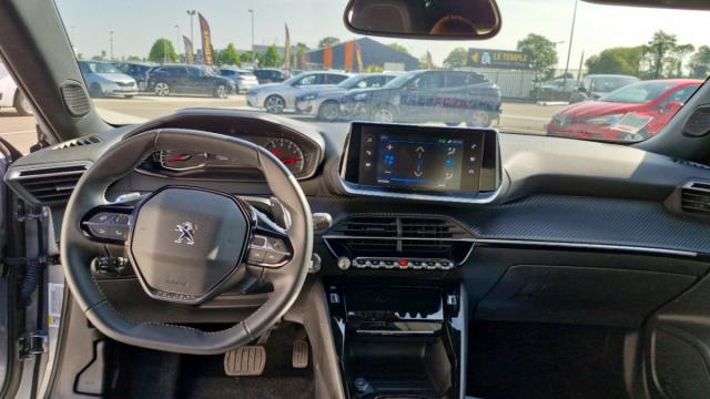Peugeot 2008 image 6