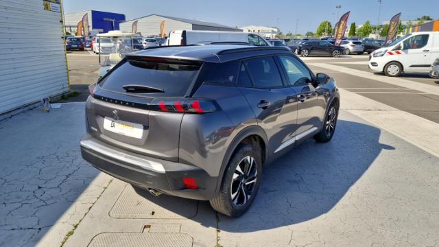 Peugeot 2008 image 1