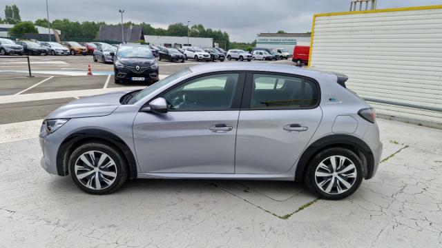 Peugeot 208 image 9