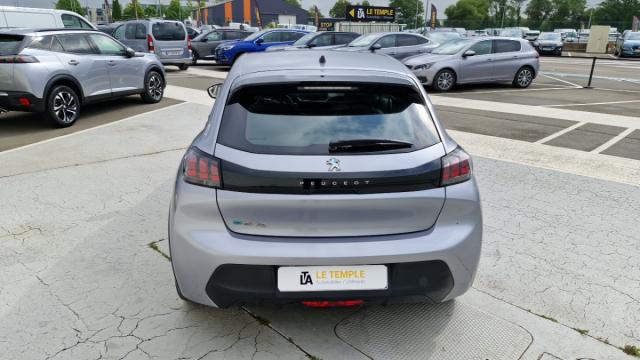 Peugeot 208 image 6