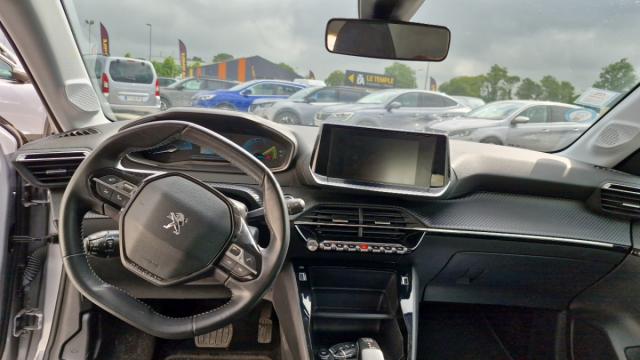 Peugeot 208 image 3