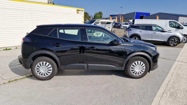 Peugeot 2008 image 8