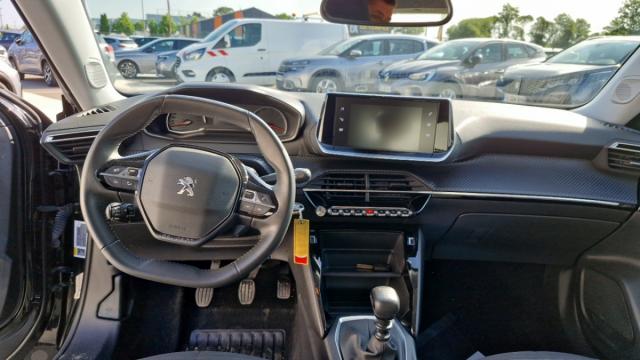 Peugeot 2008 image 7