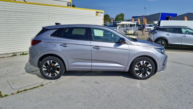 Opel Grandland image 2