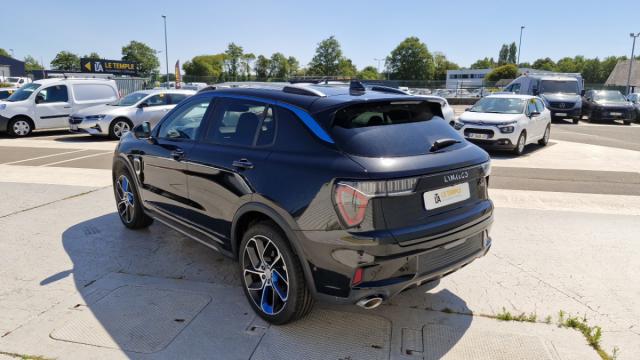 Lynk & Co 01 image 2