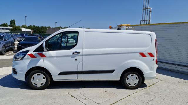 Ford Transit Custom image 2