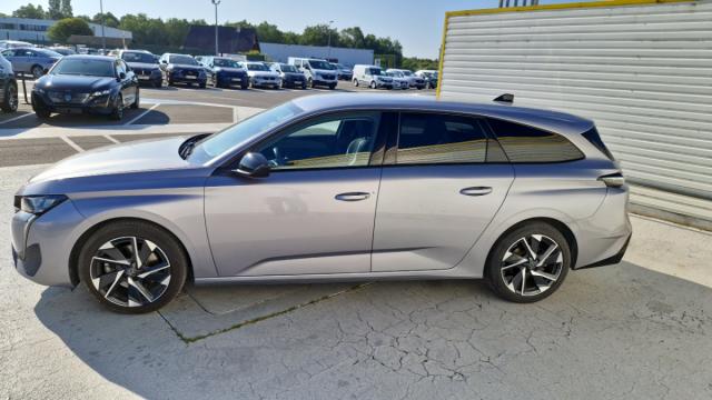 Peugeot 308 image 2