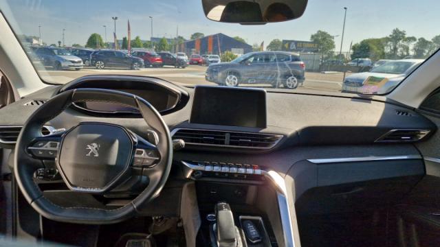 Peugeot 3008 image 5