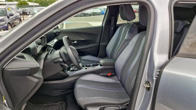 Peugeot 2008 image 1